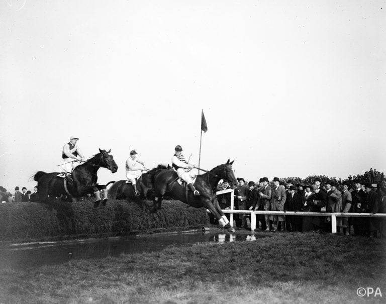 First Grand National Race