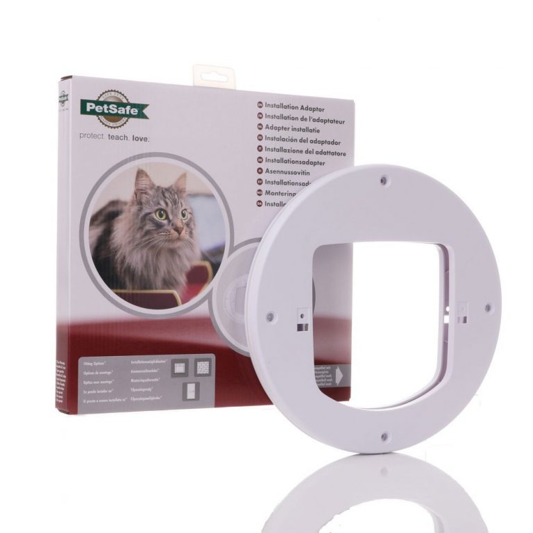 Cat Flap With Tunnel